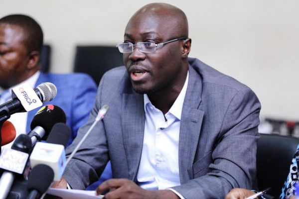 Fix depreciating Cedi and stop dancing off-beat – Ato Forson to Bawumia